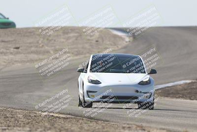 media/Oct-18-2025-Speed Ventures (Sat) [[8b3b7cf525]]/Purple/Session 2 (Phil Hill)/